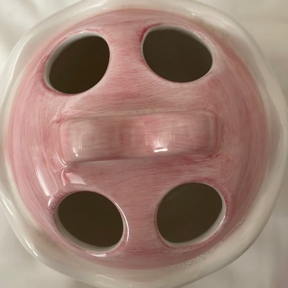 Croscill home soap dispenser and tooth brush holder hand painted ceramic - Picture 3 of 10